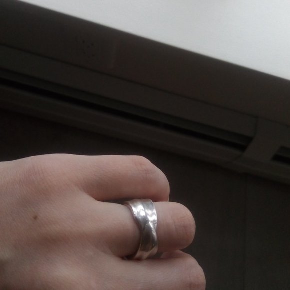 TIFFANY Organic Wrapped Leaf Ring - Picture 12 of 13